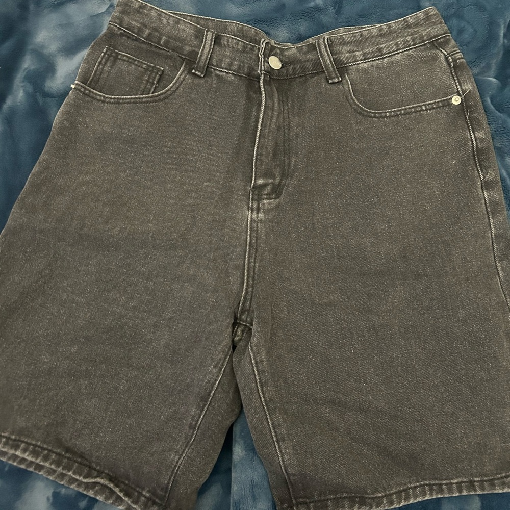 black jorts